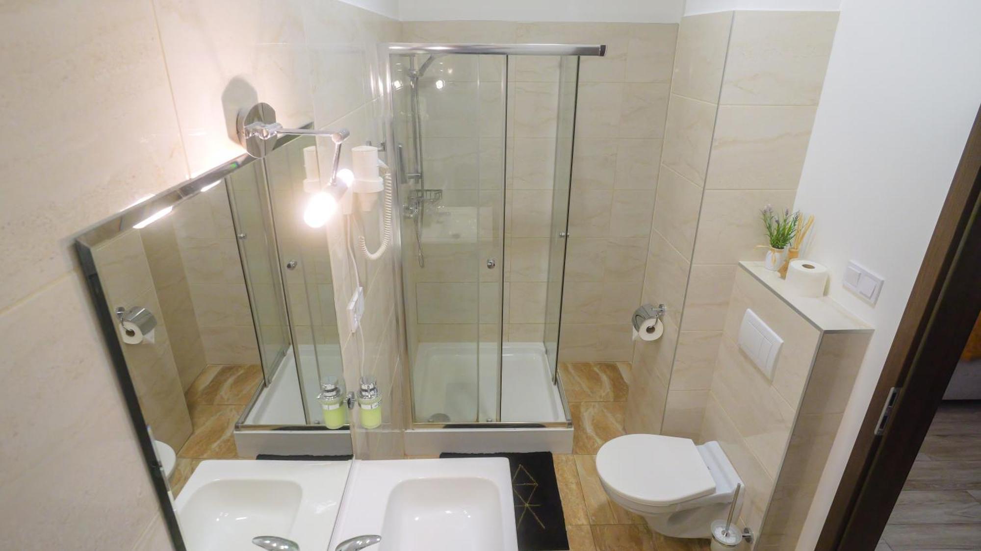 Premium City Centre Bedrooms Presov Exterior photo