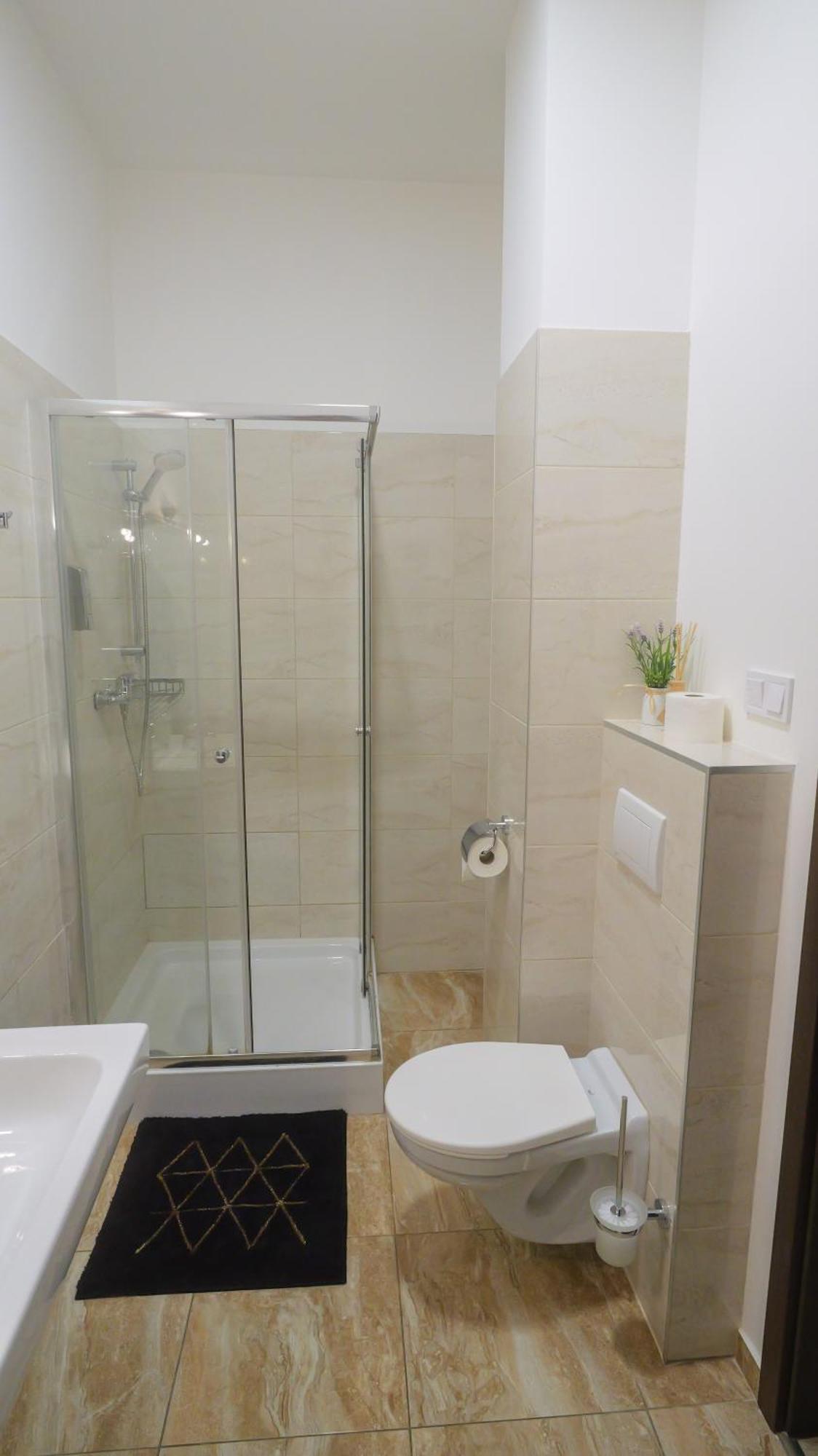 Premium City Centre Bedrooms Presov Exterior photo